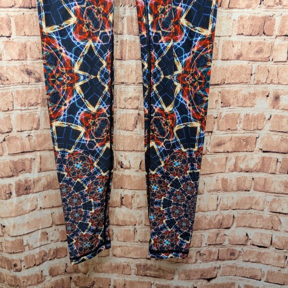 Wolven Colorful Geometric Pattern Leggings - Picture 3 of 11